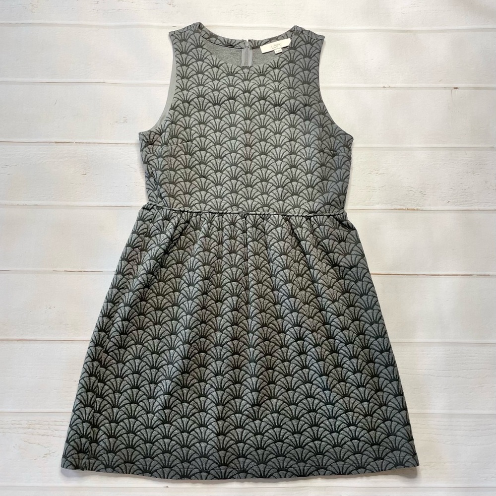 LOFT Gray Patterned Sleeveless Midi Dress